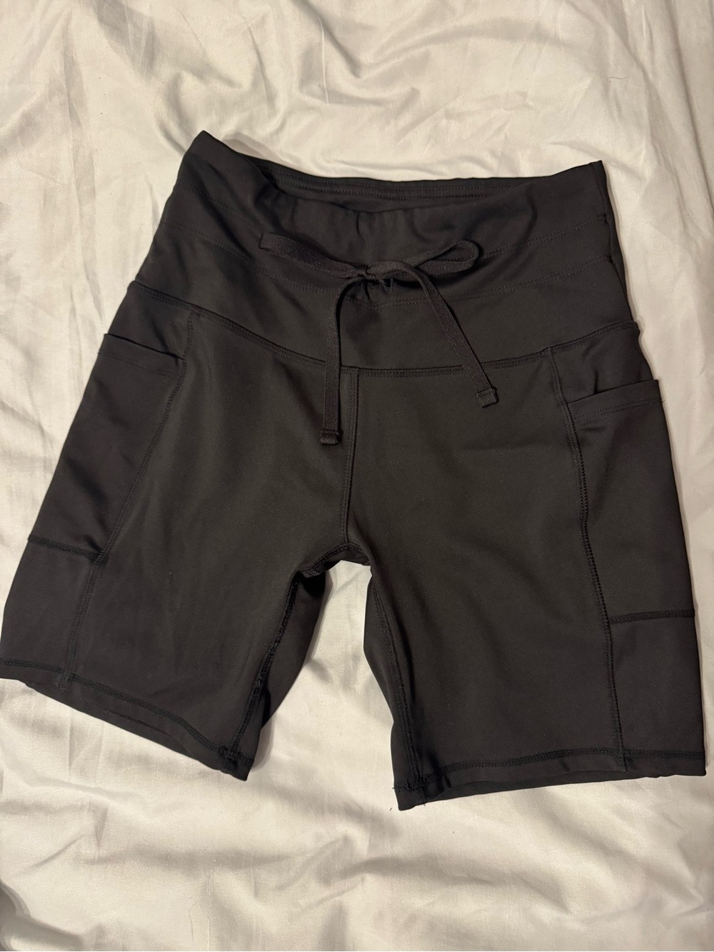 Women’s Black High-Waist Pocket Active Shorts